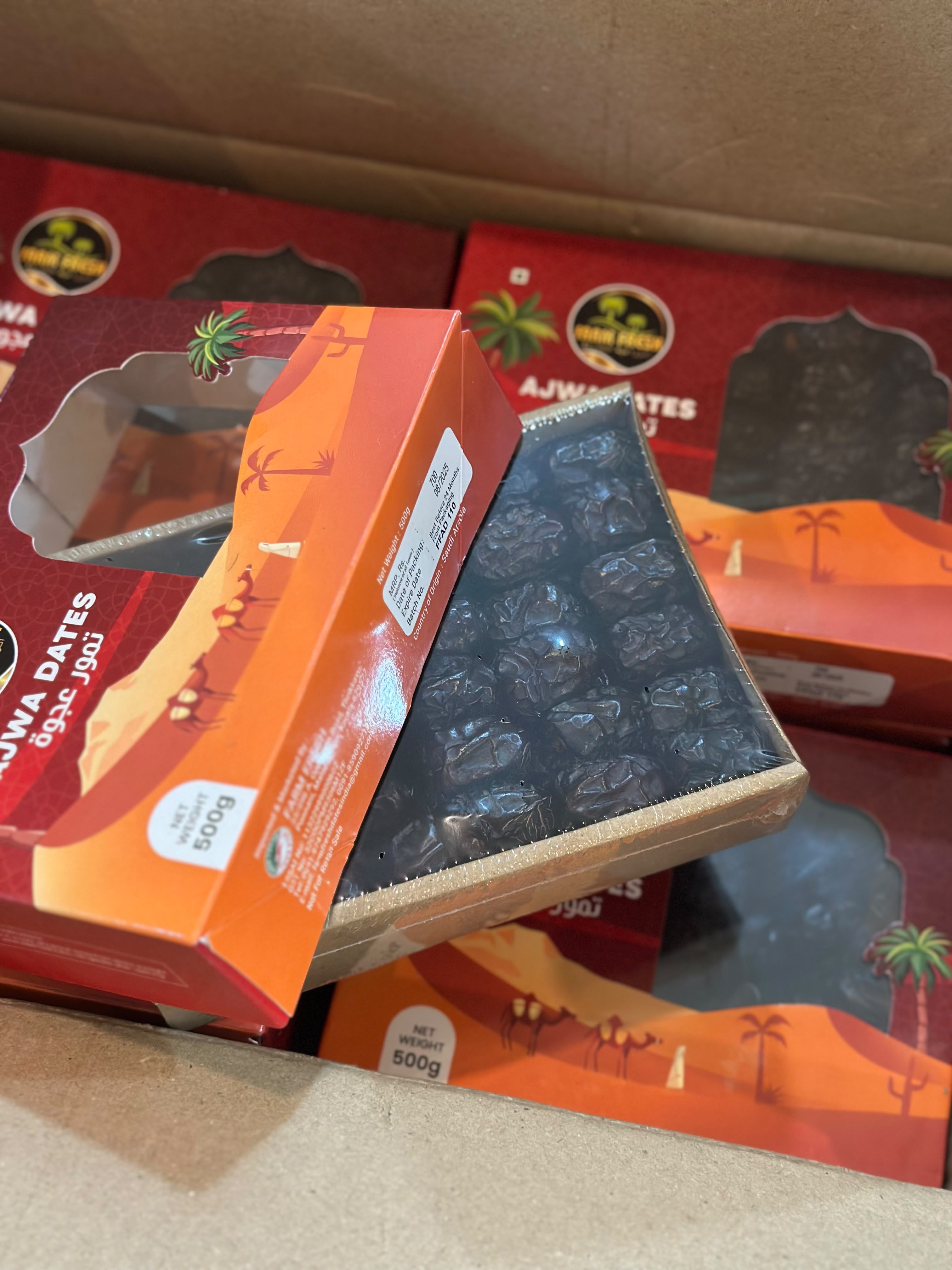 Vast date palm groves in partnership with organic growers